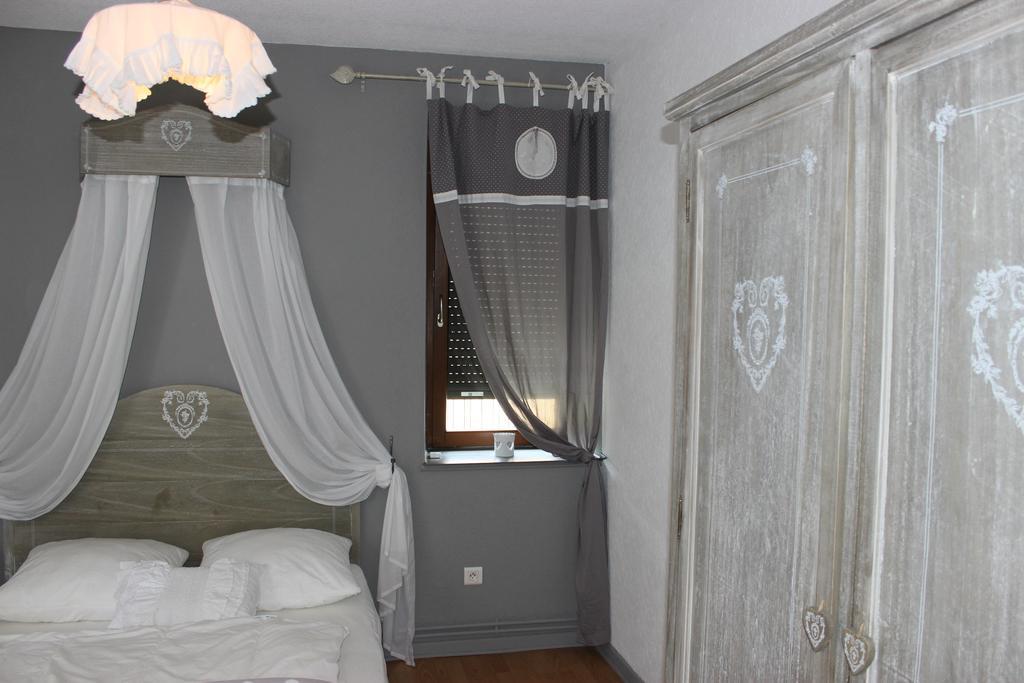 Gite Des 3 Chateaux Ribeauvillé Camera foto